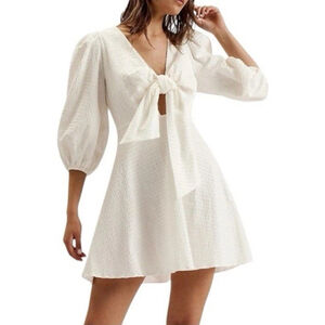 Ted Baker Askas Seersucker Smocked Tie Front Dress 8 White Cocktail Party $285